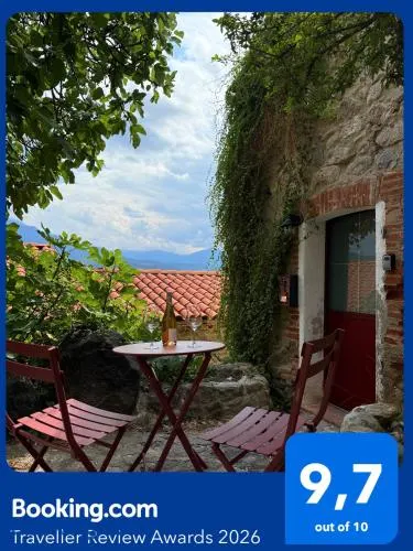 Charming stone house in Eus - Vue sur les Montagnes & Confort 2025 - Image 1