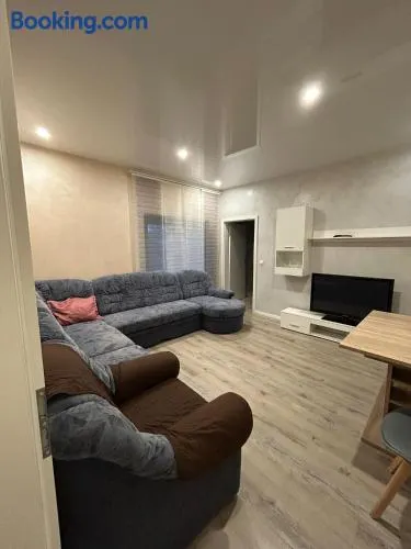 Schöne 2 Zimmer Ferienwohnung mit WLAN Direkt an der Autobahn - Image 1