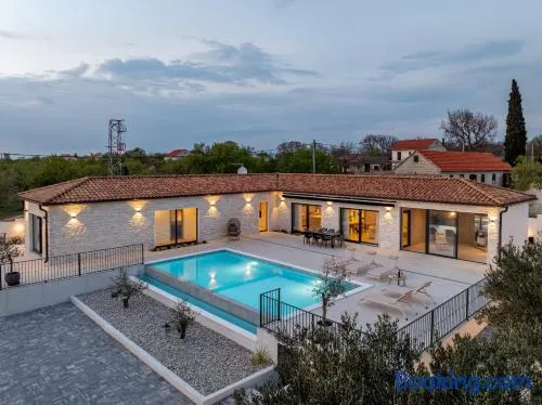 Villa Mille with sauna and pool - Image 1