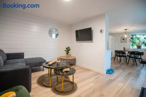 Les Voûtes Royal Urbain, Parking, Pet friendly - Image 1