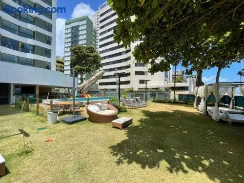 Flats no Beiramar Prince Beach Home por Yolo - Image 1