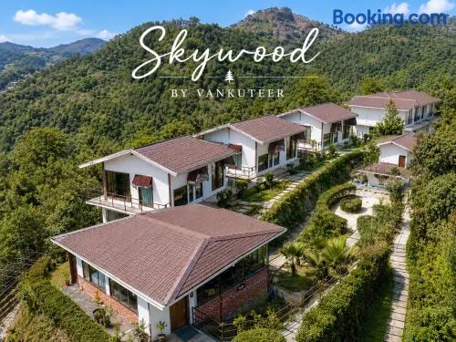 Skywood by Vankuteer - Kaithlighat Maha laxmi furniture bus Stop pick up and drop free - Image 1
