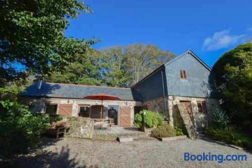 Church Close Cottage - Image 1