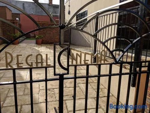 Fordingbridge New Forest Town Apartment - Image 1