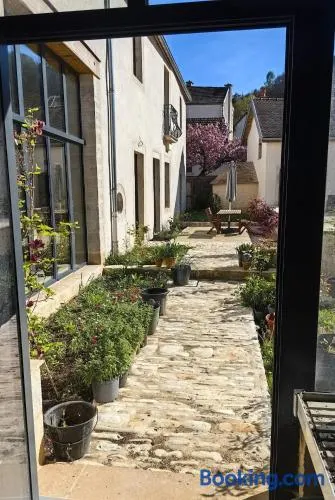 Maison de campagne avec salles d'eau privatives - Image 1