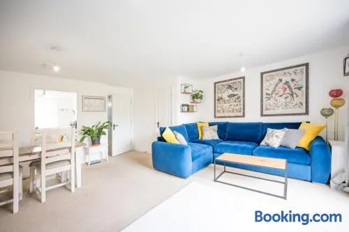 Modern 3-BR in Saxmundham - Image 1