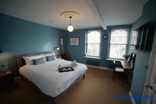 The Alma Taverns Boutique Suites - Room 1 - Hopewell - Image 1