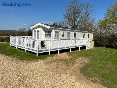 3 Bedroom Caravan MC37, Shanklin, Isle of Wight - Image 1