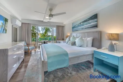 Blue Haven Holiday Apartments - Image 1