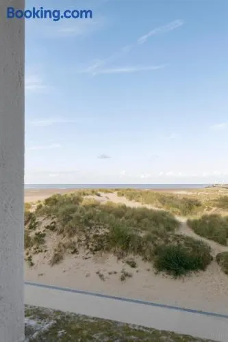 Uniek ingerichte ruimte met magnifiek zeezicht! - Image 1