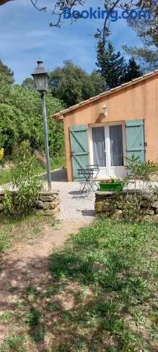 Le Cocon Provencal - Image 1