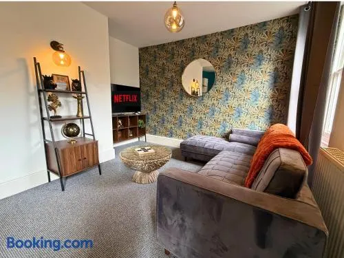 Smart 3-Bed in Hexham-Ideal for Workers & Families - Image 1