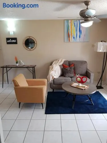 Cozy and Modern New Kingston 1 bedroom - Image 1