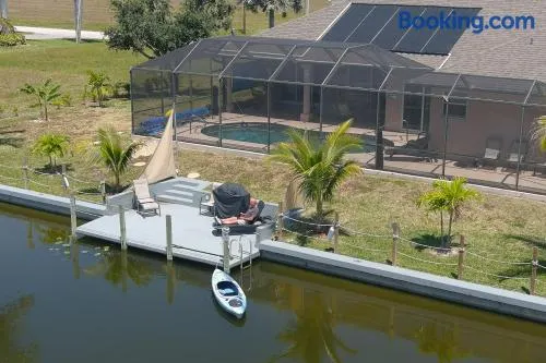 Cape Coral Wildlife Views-Heated Pool-Pet Friendly - Image 1