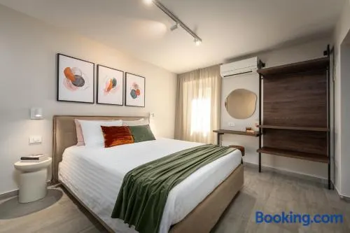Degrassi Square Apartments - Image 1