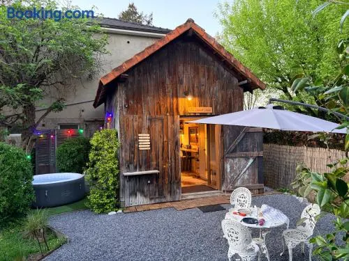 Cabanon Historique avec Jacuzzi Privé & Jardin - Pau - Image 1