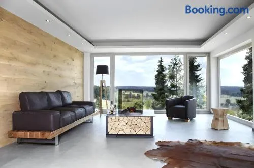 Magnifico appartamento con sauna, barbecue e giardino | Vista sulla montagna | Accetta animali domestici - Image 1