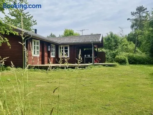Ferienhaus-auf-Naturgrundstueck-mit-Ofen-Tischfussball-und-zwei-Terrassen - Image 1