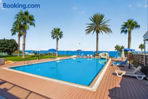 Fig Tree Bay Seafront 401 - Image 1