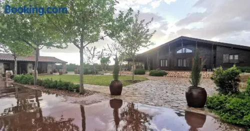 "LOS CASTILLOS" Casa Rural y espacio para eventos - Image 1