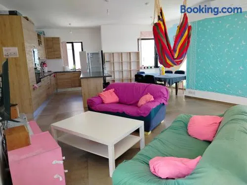 Pink Fairy Paradise Penthouse, 10mins from the beach - Image 1