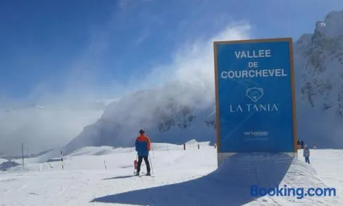 Appartement en résidence skis aux pieds avec sauna - Image 1