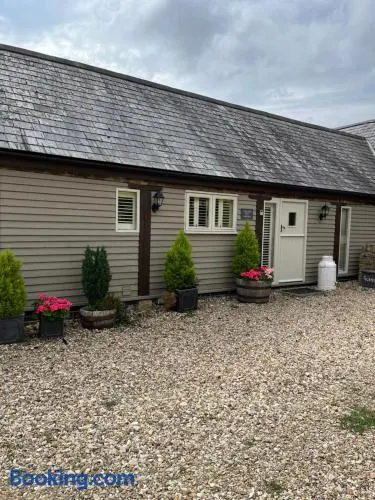 3 BEDROOM 5* BARN CONVERSION COTSWOLDS - Image 1