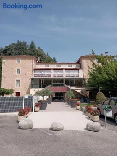 Logis Hotel Restaurant Mas de la Prairie - Image 1