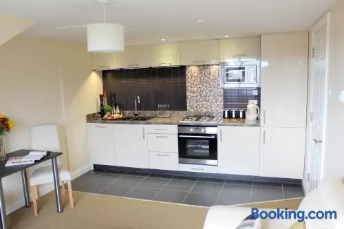 Silversprings - City Centre Apartments with Parking - Image 1