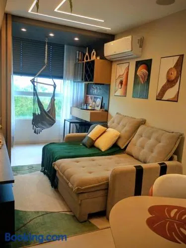 Apartamento 2quartos para 6 pessoas , Piscina, Ar condicionado, WIFI, Garagem dentro condomínio Grátis, 5 min da Praia, Lava e Seca - Image 1