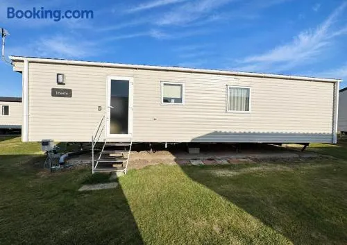 Lovely 6 Berth Caravan At Harts Holiday Park In Kent Ref 74072B - Image 1