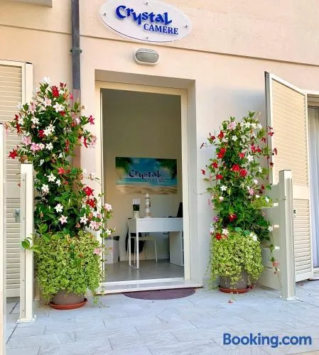 Crystal Camere - Image 1