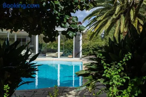 Tanunda House - Luxury 5 BR in Barossa Wine Region - Image 1