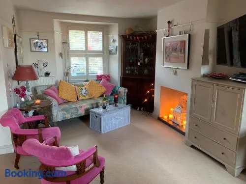Magical, Stylish, Comfortable, Brilliant Location - Image 1