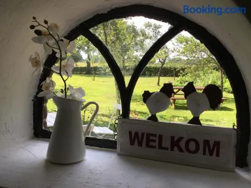 Landelijk gelegen Huisje op erf - Image 1