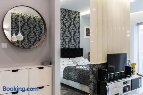 White Pearl Apartment - Image 1