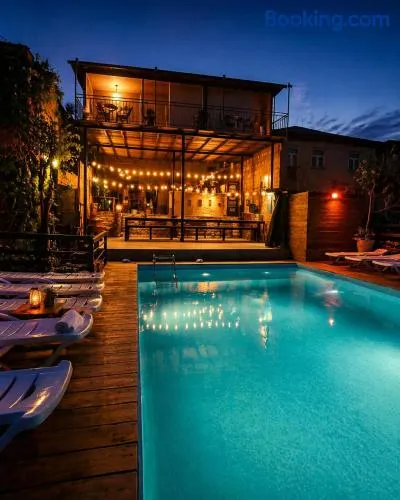 Villa Provance & Swimming Pool - Image 1