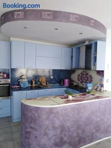 Orchid Apartment - Image 1