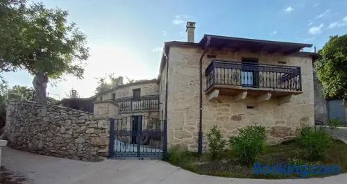 Paradela Premiun Retiro de confor en la Ribeira Sacra - Image 1