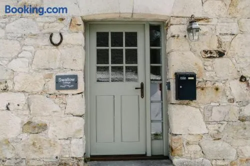 Finest Retreats - Swallow Cottage - Image 1