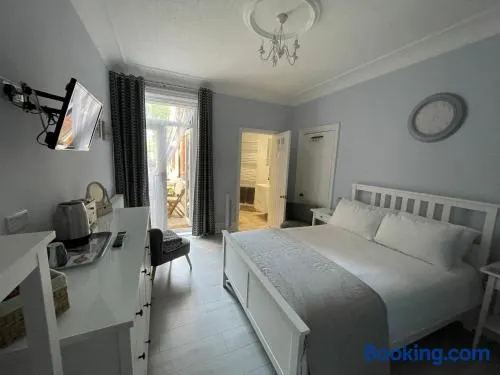 Kates’s Place - Image 1