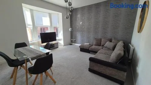 Bellshill Central Apartment - Image 1