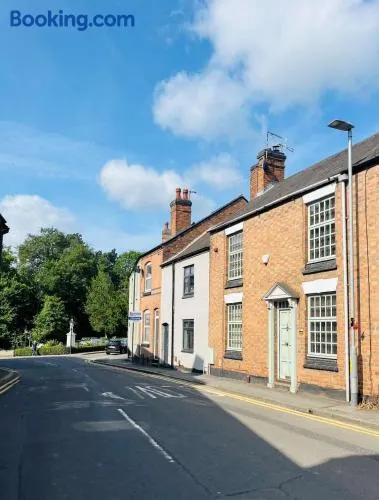 Cottage in Central Burbage Leicestershire - Image 1