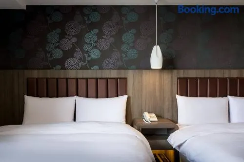 JUNG-ZAW BUSSINESS HOTEL - Image 1