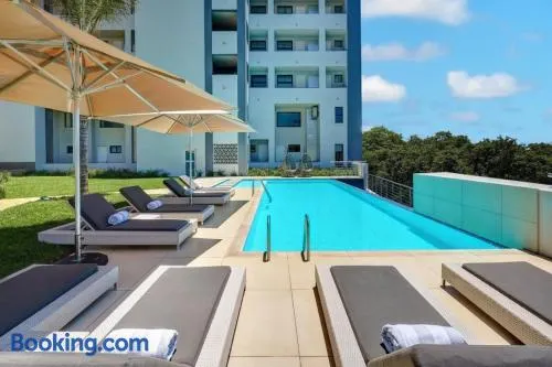 Menlyn apartment with ensuit Regency Hotel - Image 1
