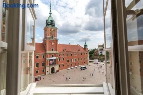 Royal Castle Square Apartment Old Town Warsaw Warszawa - Image 1