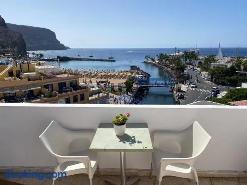 Las Brisas Mogan Apartamentos - Image 1