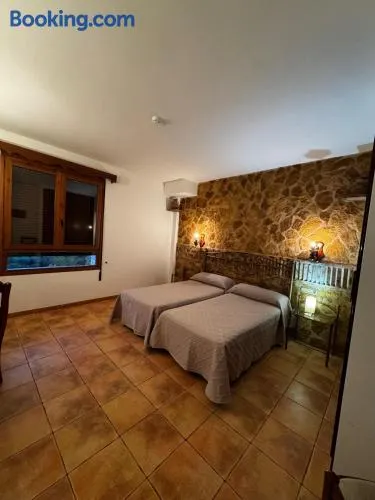 Hostal Todolella - Image 1