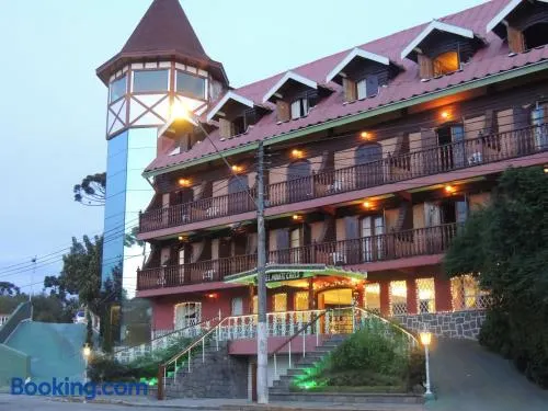 Hotel Monte Carlo - Image 1