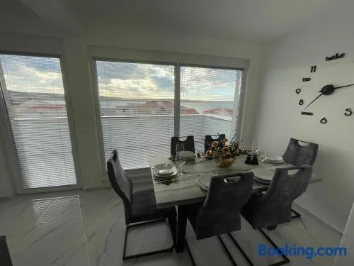 Second home apartment - gold - Image 1